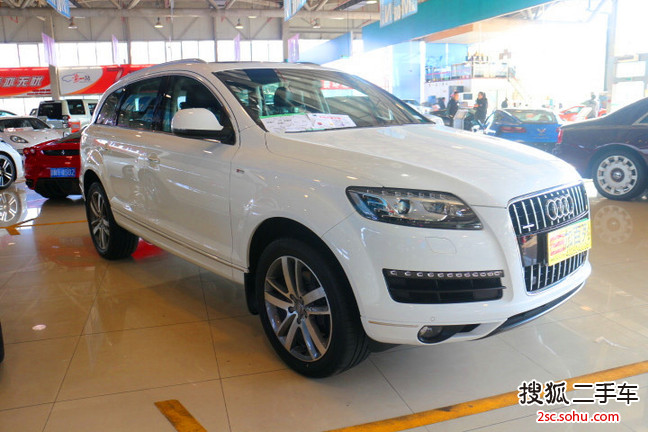 奥迪Q72011款3.0TFSI 舒适型(L)