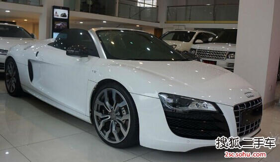 奥迪R82011款Spyder 5.2 FSI quattro