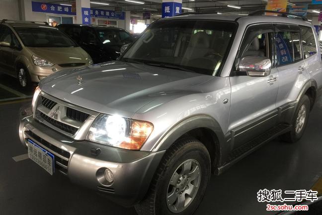 三菱帕杰罗2008款3.0 GLS 自动 四驱