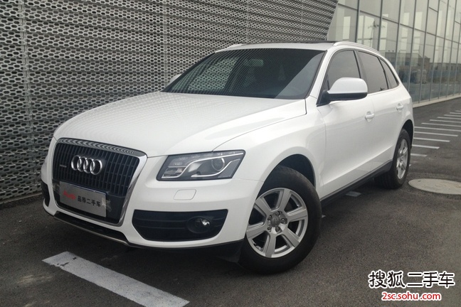 奥迪Q52010款2.0TFSI 进取型