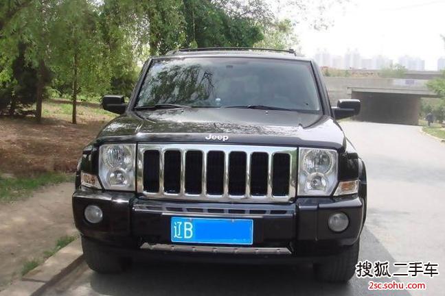 Jeep指挥官2008款4.7L