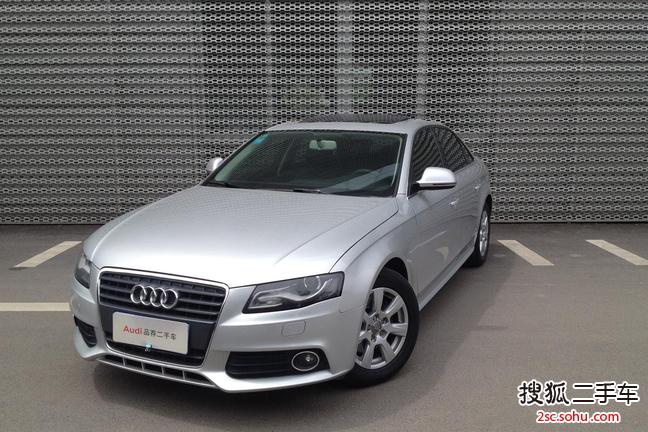 奥迪A4L2011款2.0TFSI 技术型