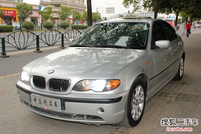 宝马3系2004款325i