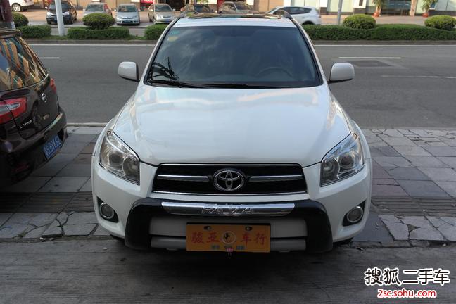 丰田RAV42011款2.4L 自动四驱豪华版 