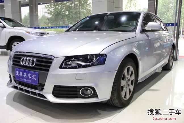 奥迪A4L2012款2.0TFSI 技术型