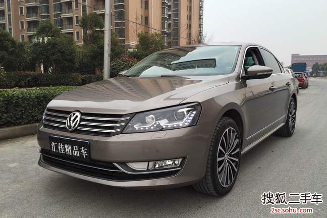 大众帕萨特2014款1.8TSI DSG 御尊导航版