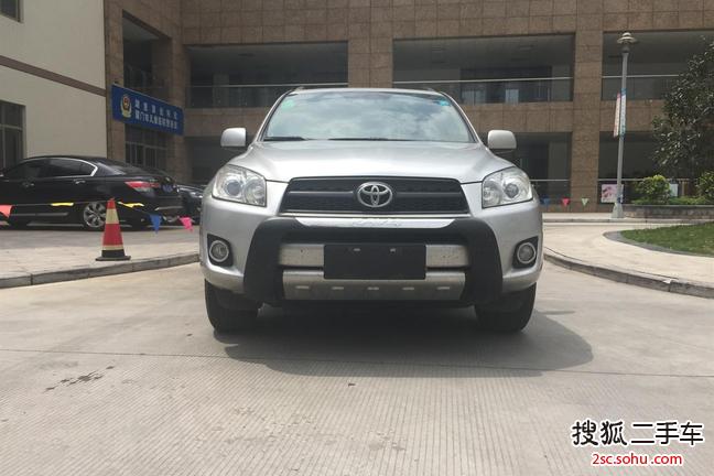 丰田RAV42012款炫装版 2.0L 自动四驱 