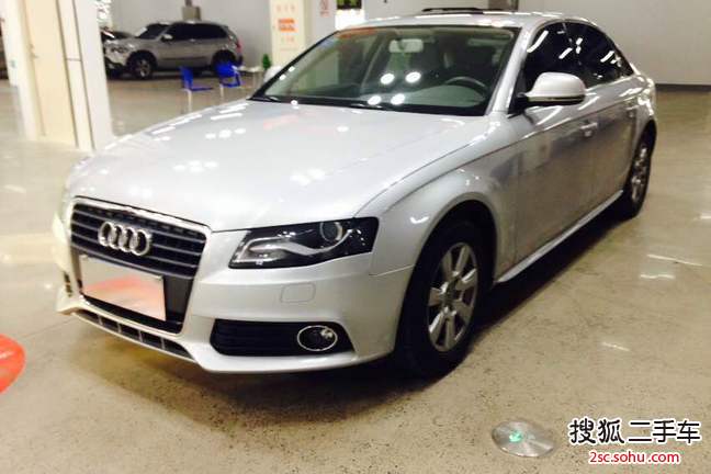 奥迪A4L2010款2.0TFSI 舒适型