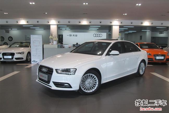 奥迪A4L2015款35 TFSI 自动舒适型