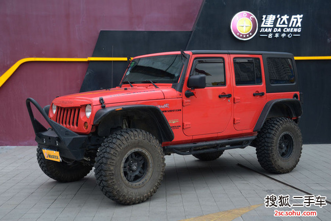 Jeep牧马人四门版2013款3.6L 撒哈拉