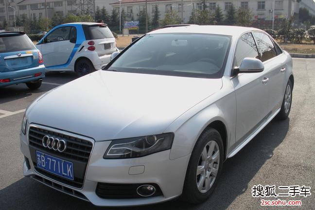 奥迪A4L2009款2.0TFSI 标准型