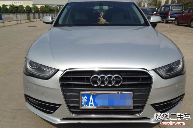 奥迪A4L2013款35 TFSI(2.0T)自动技术型