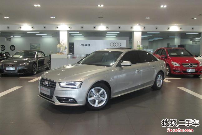 奥迪A4L2015款35 TFSI 自动标准型