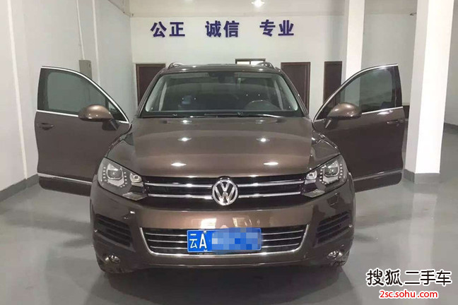 大众途锐2011款3.0TSI V6 高配型 