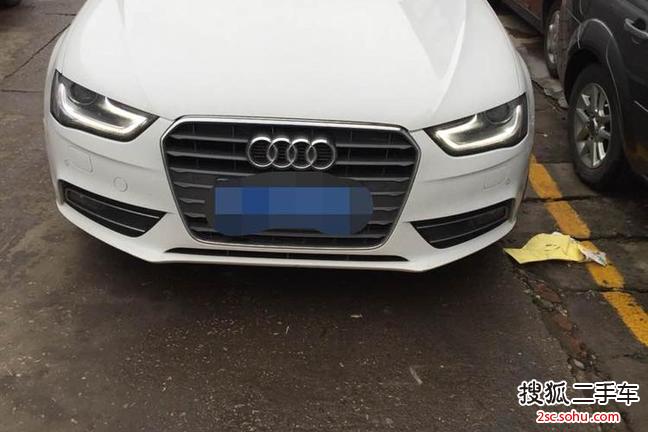 奥迪A4L2013款35 TFSI 自动舒适型