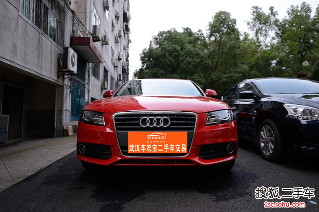 奥迪A4L2010款2.0TFSI 豪华型