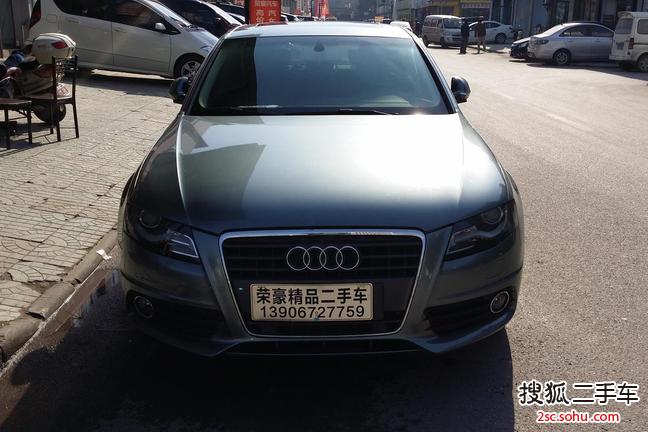 奥迪A4L2010款2.0TFSI 运动型