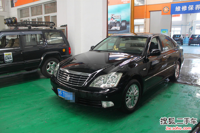 丰田皇冠2006款2.5 Royal