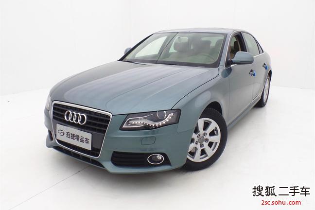 奥迪A4L2011款2.0TFSI 标准型