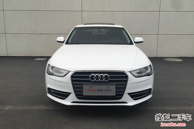 奥迪A4L2013款35 TFSI 自动技术型