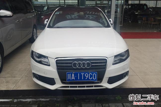 奥迪A4L2009款2.0TFSI 标准型