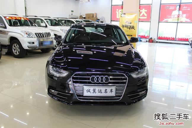 奥迪A4L2015款35 TFSI 自动舒适型