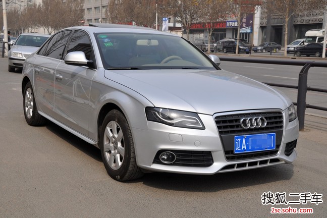 奥迪A4L2010款2.0TFSI 舒适型