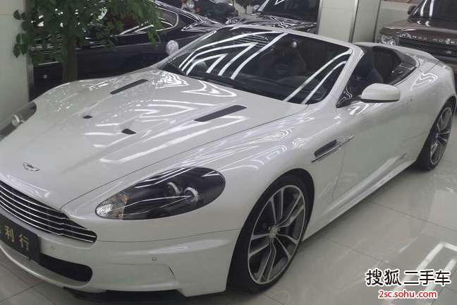 阿斯顿马丁DBS Volante2009款6.0 Touchtronic Volante