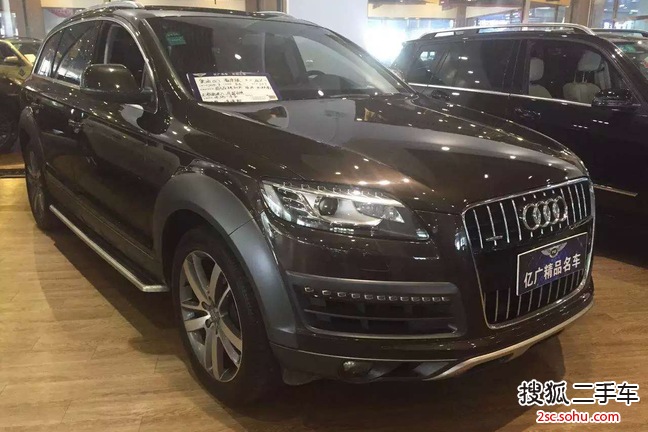 奥迪Q72013款35 TFSI 专享型