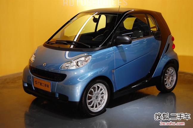 smartfortwo2011款1.0L MHD 硬顶标准版