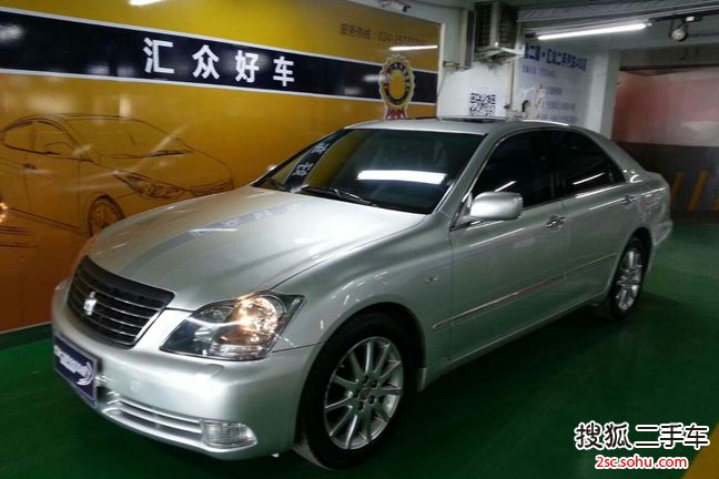 丰田皇冠2008款3.0L Royal Saloon时尚版导航版