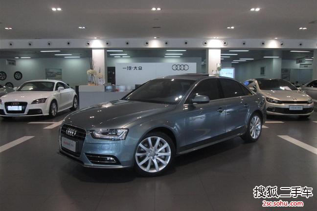 奥迪A4L2013款35 TFSI 自动豪华型