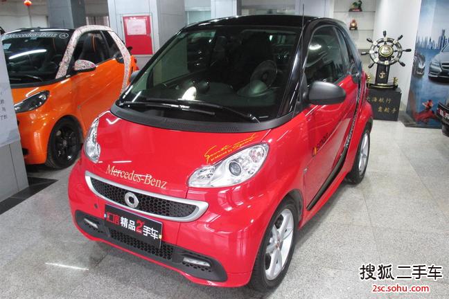 smartfortwo2014款1.0T 硬顶城市光波激情版