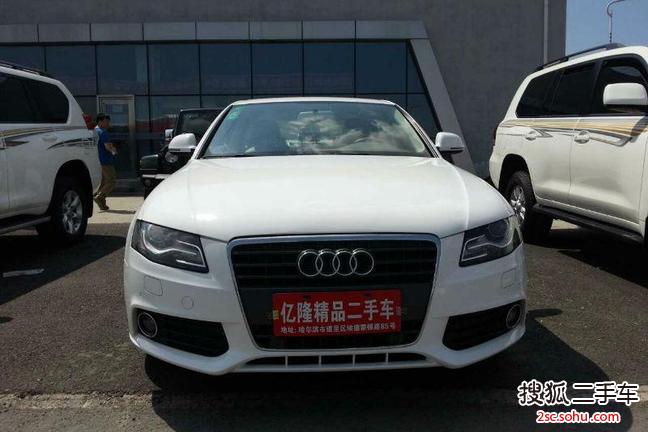 奥迪A4L2012款2.0TFSI 舒适型