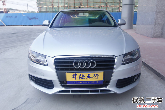 奥迪A4L2010款2.0TFSI 舒适型