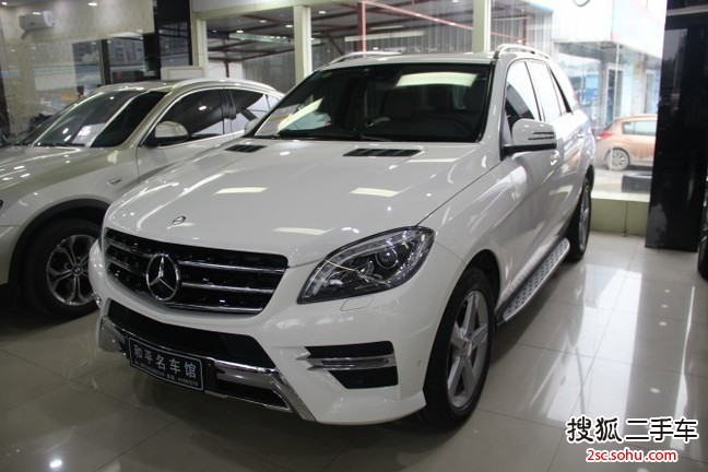 奔驰M级2015款ML320 4MATIC