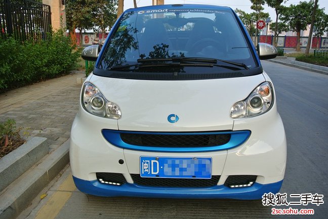 smartfortwo2010款哑光灰敞篷限量版