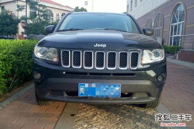 Jeep指南者2013款2.4L 四驱运动版