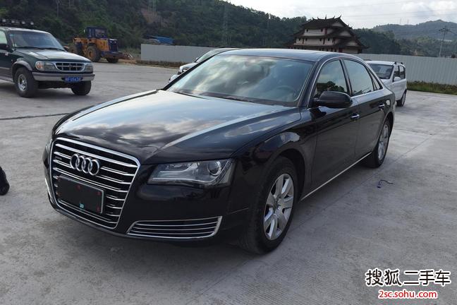 奥迪A8L2013款45 TFSI quattro豪华型