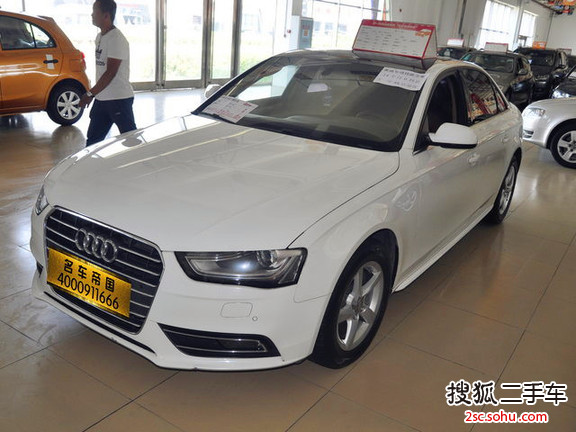 奥迪A4L2013款35 TFSI 自动标准型