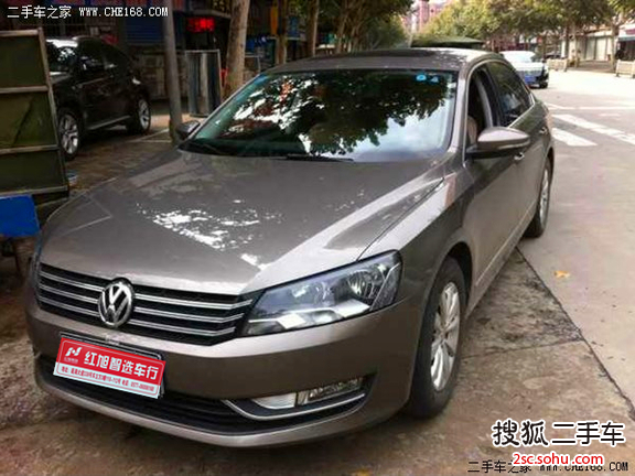 大众帕萨特2011款1.8TSI DSG 尊荣版