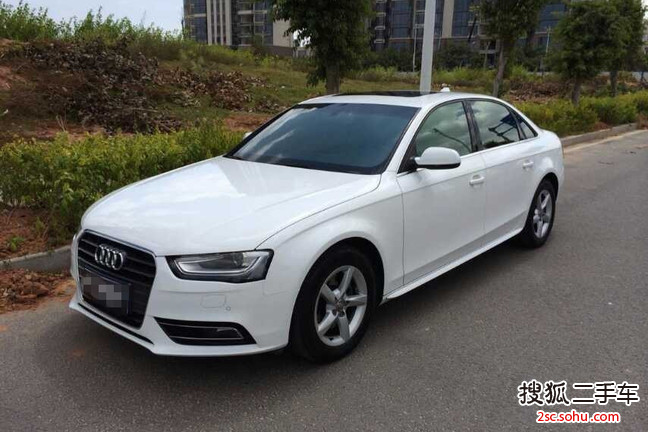 奥迪A4L2013款35 TFSI 自动舒适型