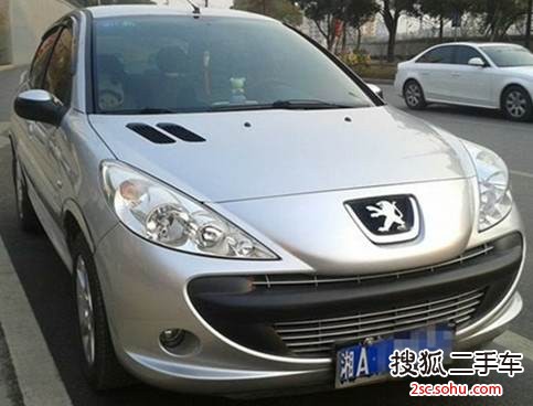 标致207三厢2010款1.4L 手动 驭乐版