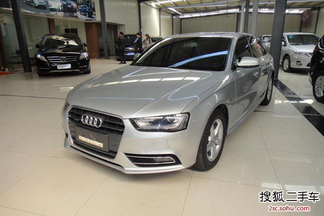 奥迪A4L2013款35 TFSI 自动标准型