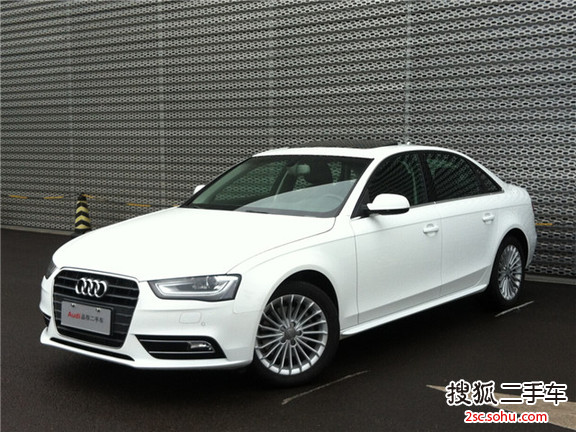 奥迪A4L2013款35 TFSI 自动豪华型