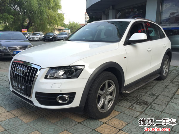 奥迪Q52010款2.0TFSI 进取型