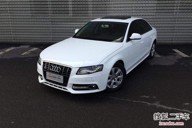 奥迪A4L2012款2.0TFSI 标准型