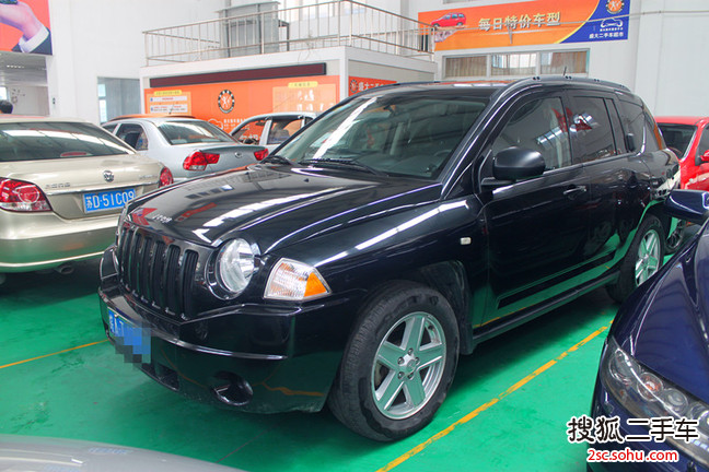 Jeep指南者2010款2.4L 限量版