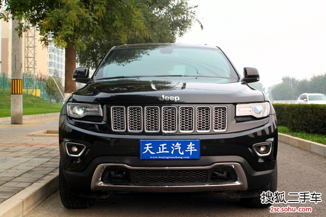 Jeep大切诺基2013款3.6L 舒享导航版