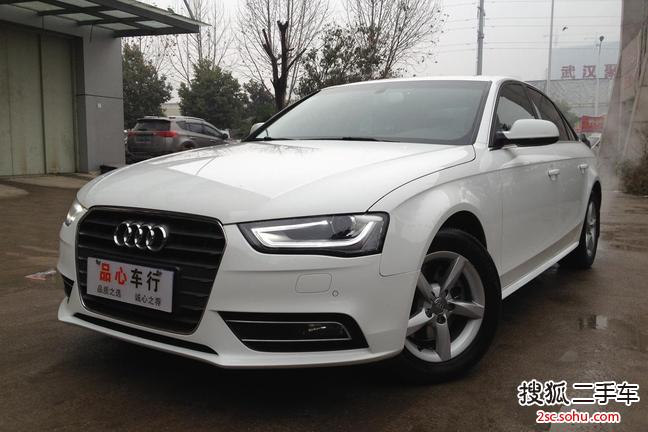 奥迪A4L2013款35 TFSI 自动舒适型